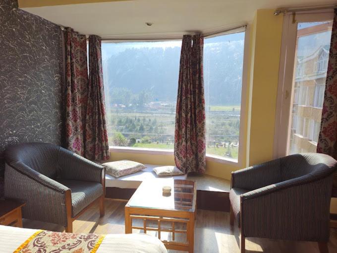 The Quiet Hotel Pahalgam
