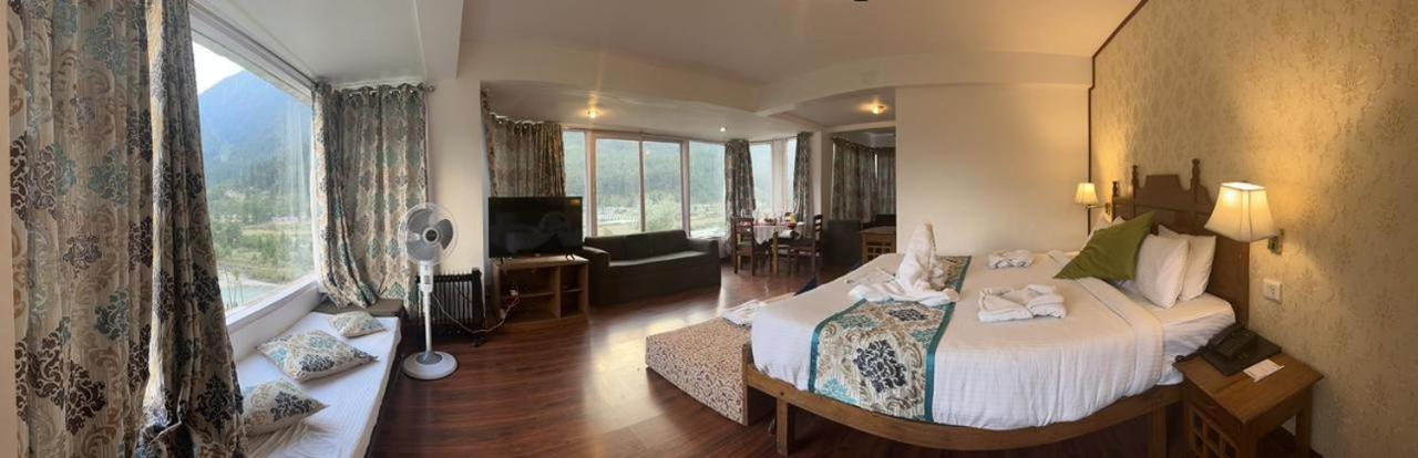 The Quiet Pahalgam