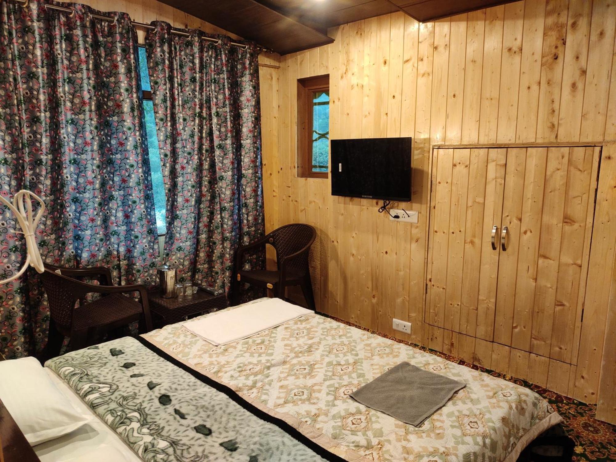 Dream River Pahalgam