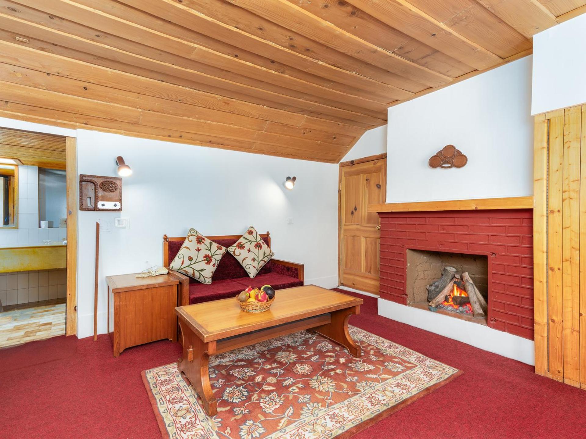 Hotel Pahalgam Hotel 5*