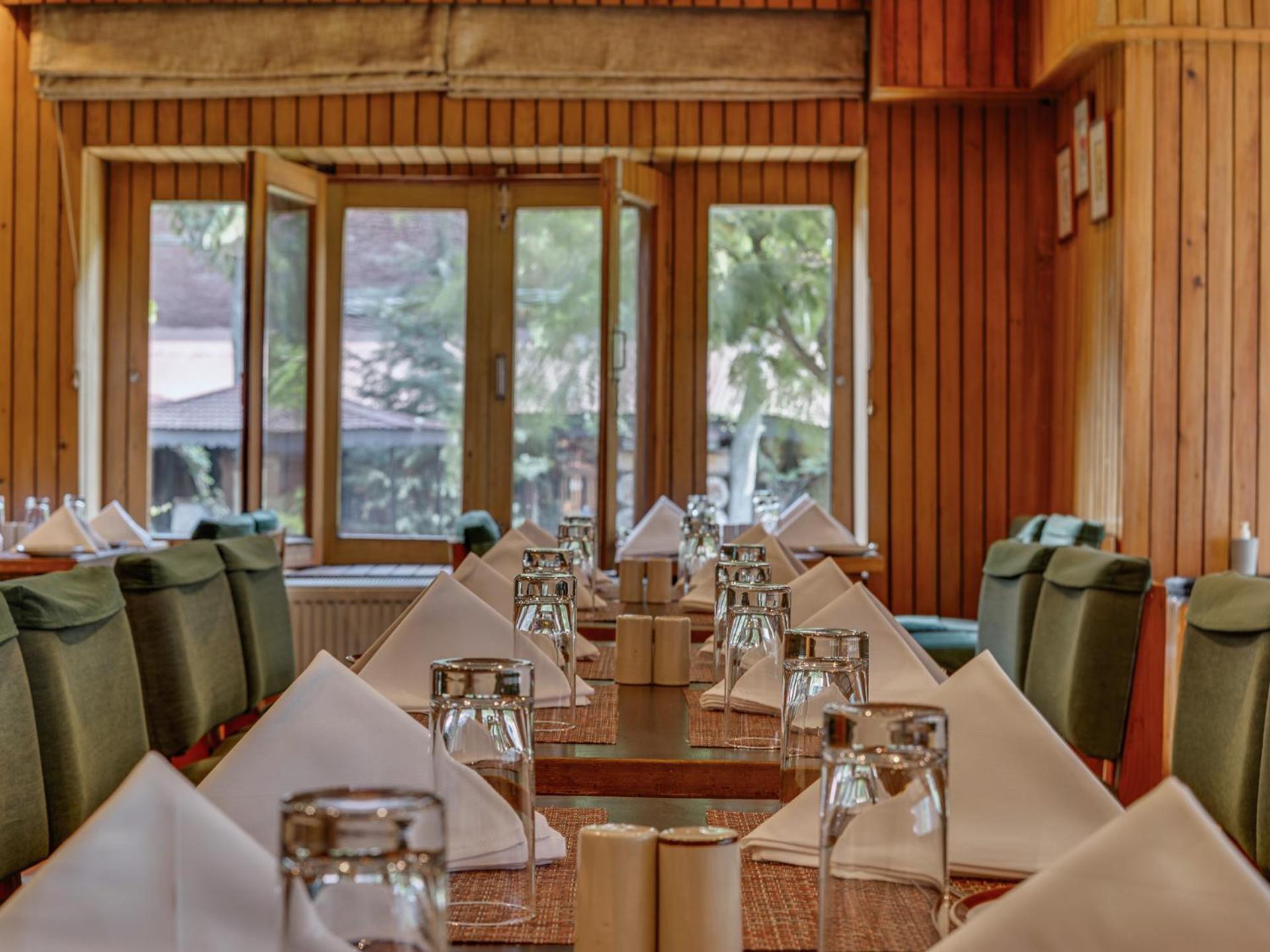 Pahalgam Hotel Pahalgam