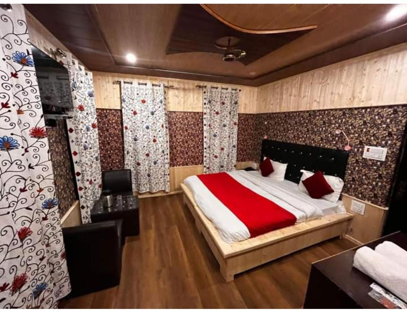 Homestay The Loyal Residency, Pahalgam