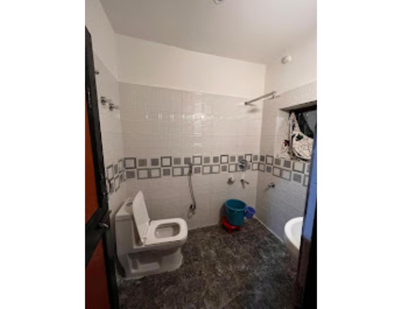 The Loyal Residency, Homestay