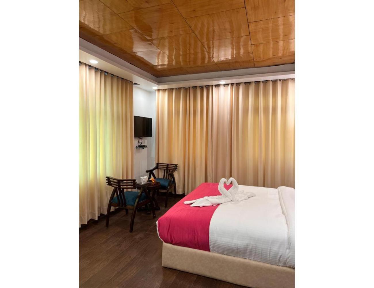 Riviera By Mountview, * Pahalgam