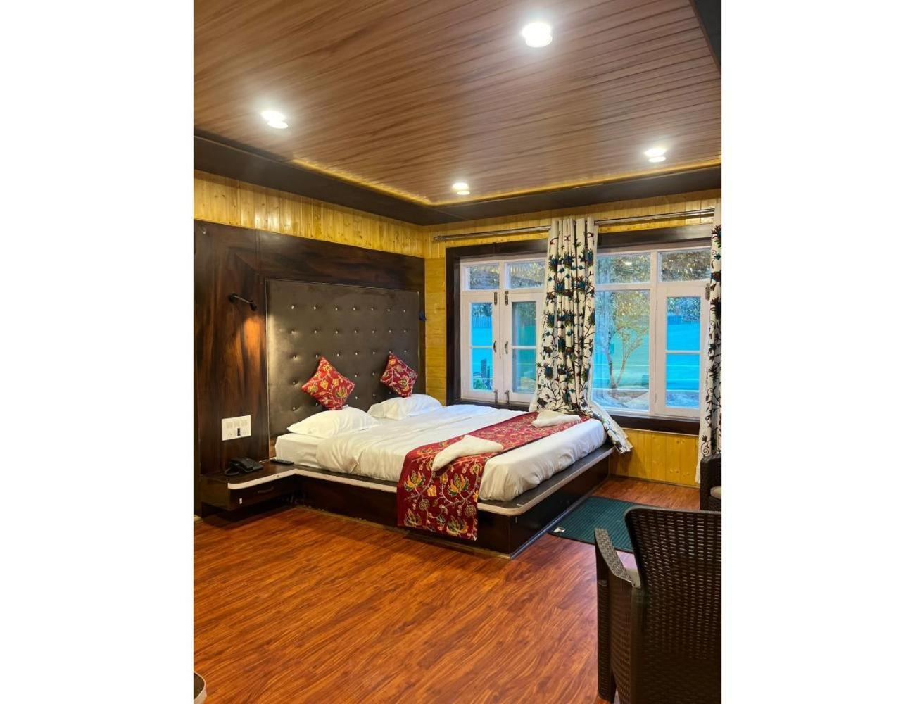 The Vergan Resort, Homestay