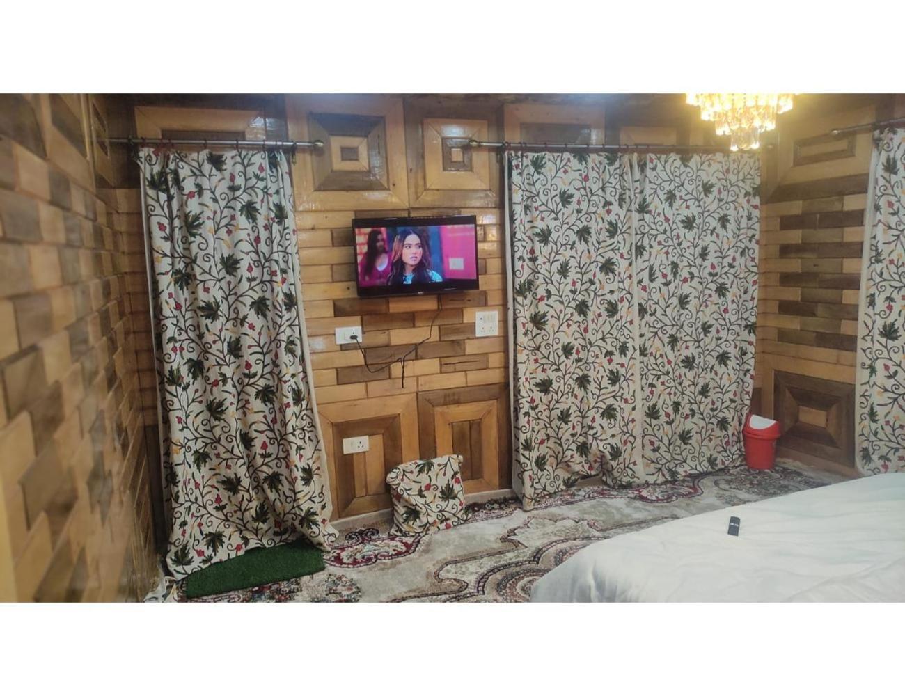 Himalayan Resort, Homestay Pahalgam