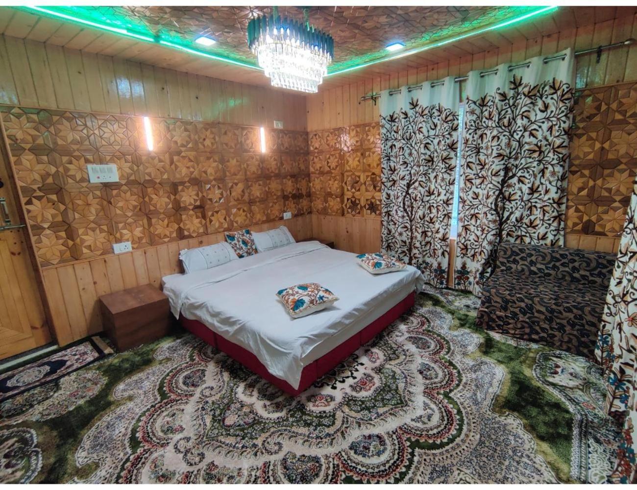 Himalayan Resort, Homestay Pahalgam