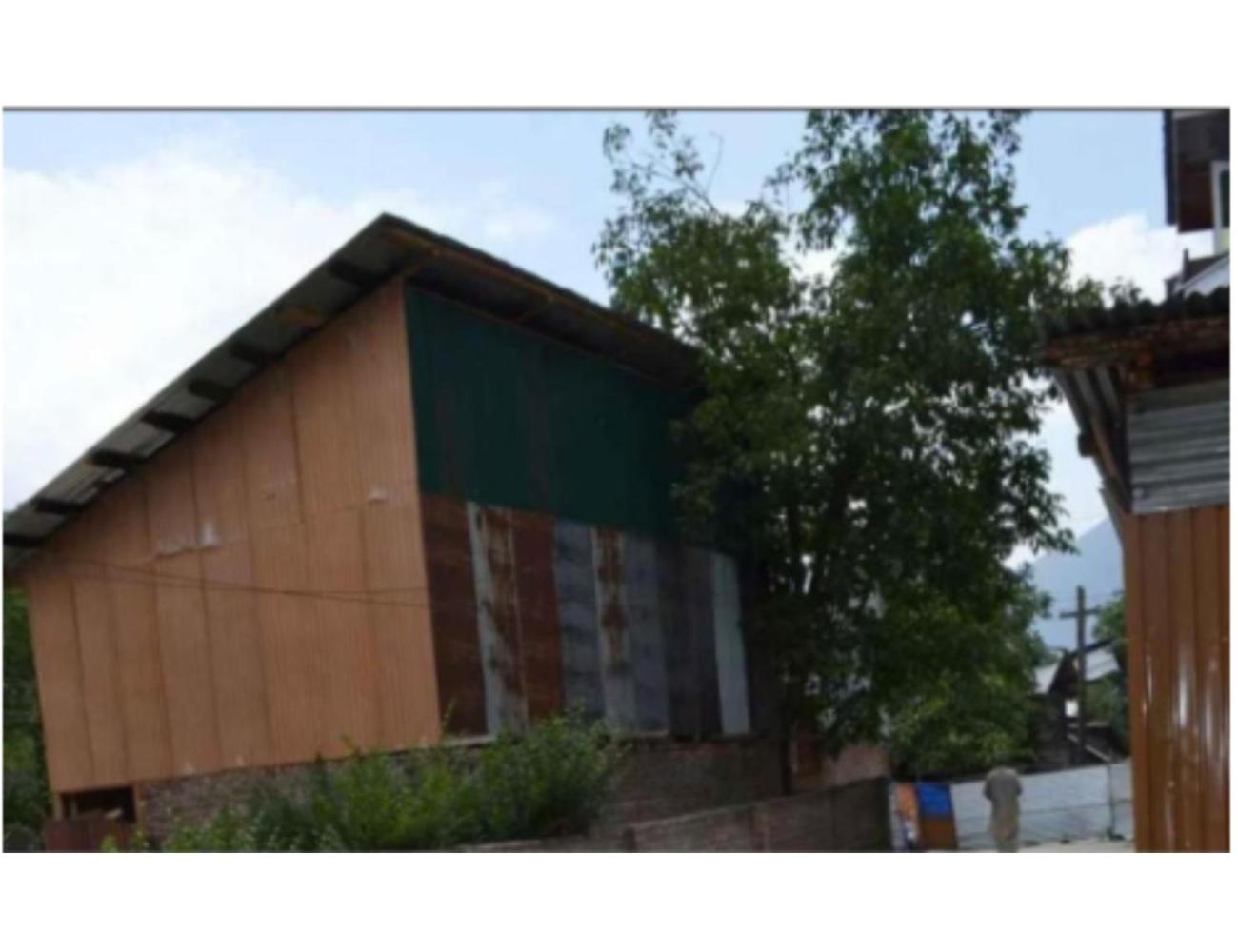 Adnan Palace Hotel, Near Laripora, Hotel Pahalgam