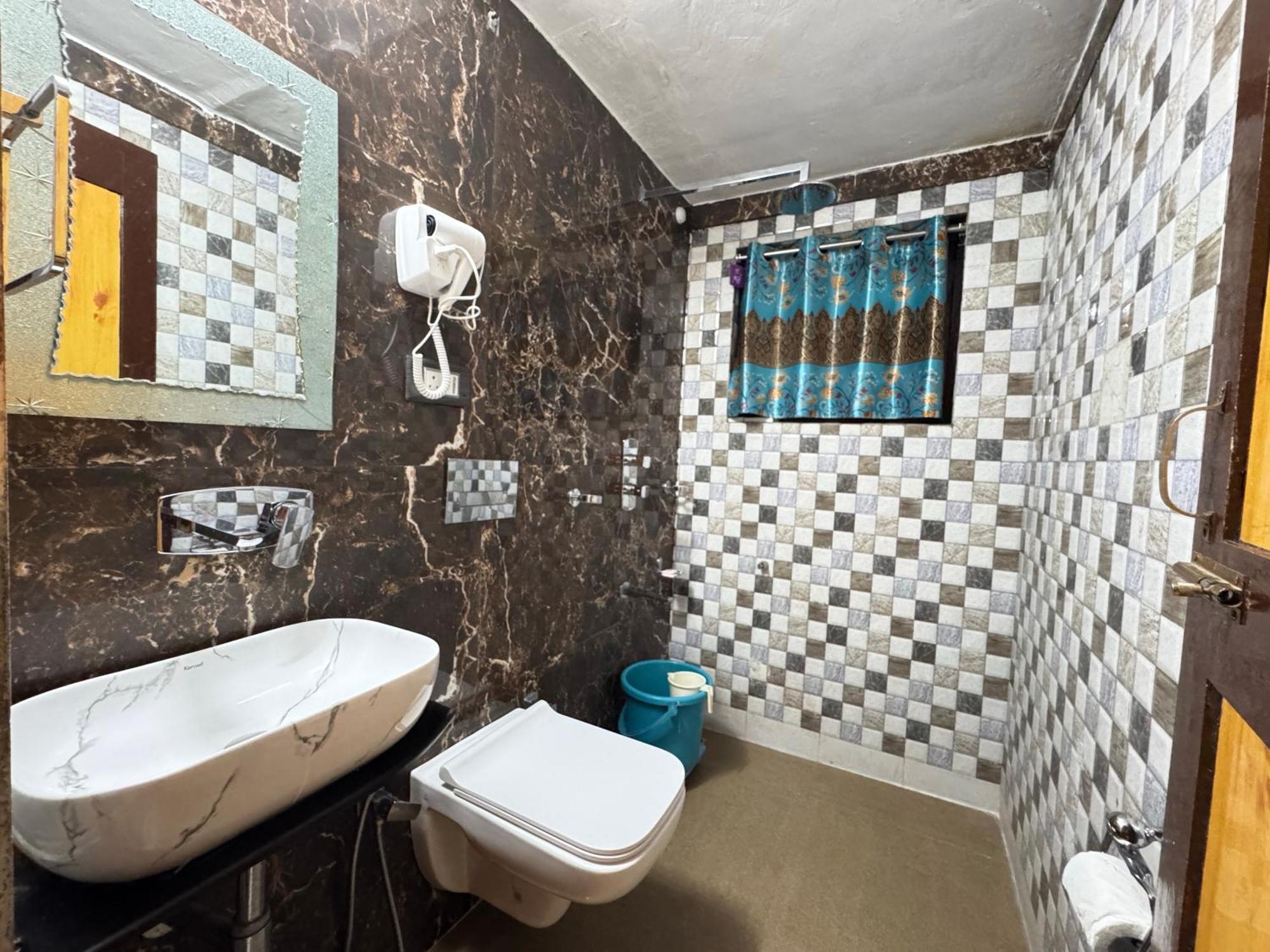 Hotel Bombay Palace 3*