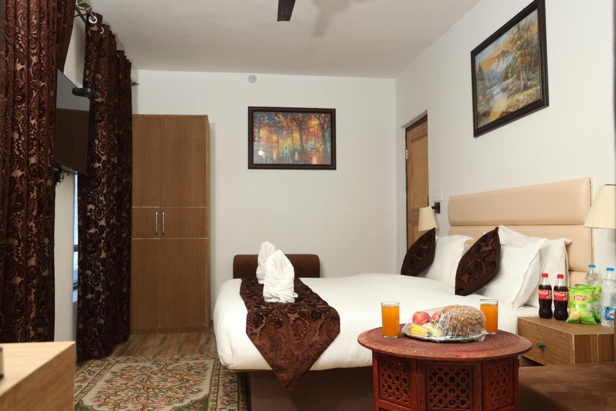 Hotel Mountain Orchard Retreat Pahalgam