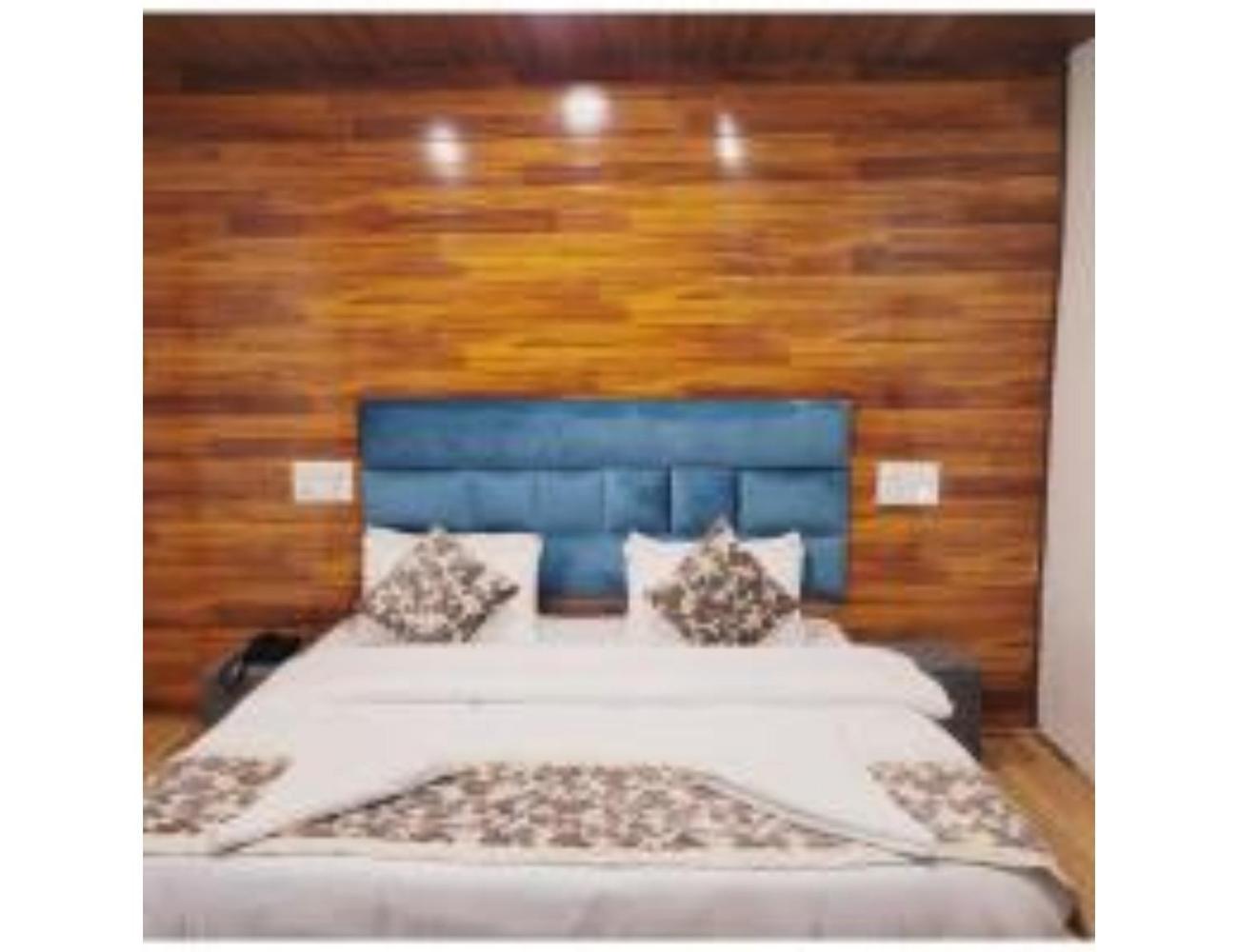 Woods Cottage, Near Lavender Park, Pahalgam