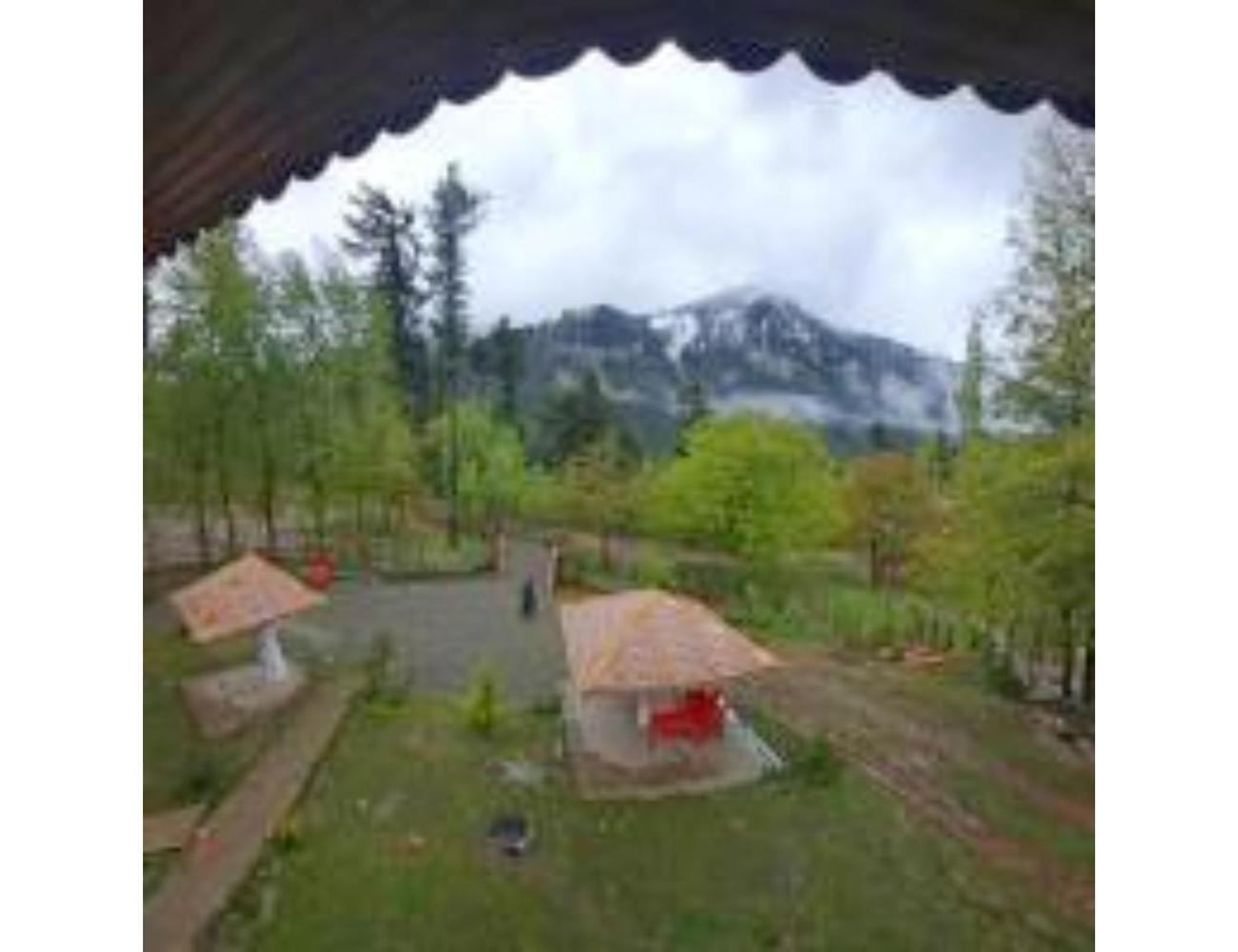 Woods Cottage, Near Lavender Park, * Pahalgam