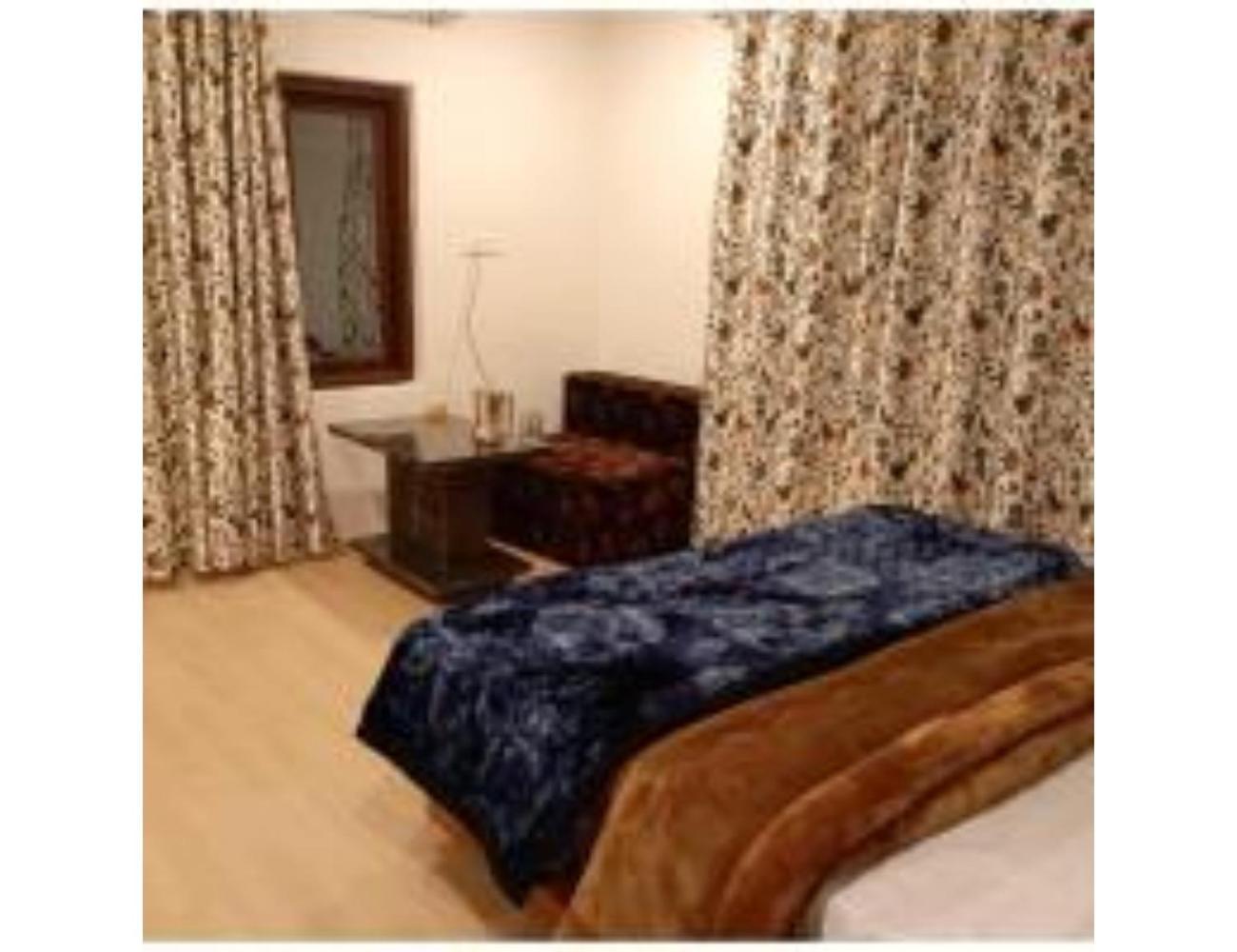 Hotel Amarnath Palace, ,near Laripora,pahalgam *