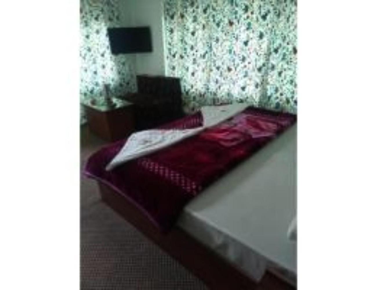 Amarnath Palace, ,near Laripora,pahalgam *