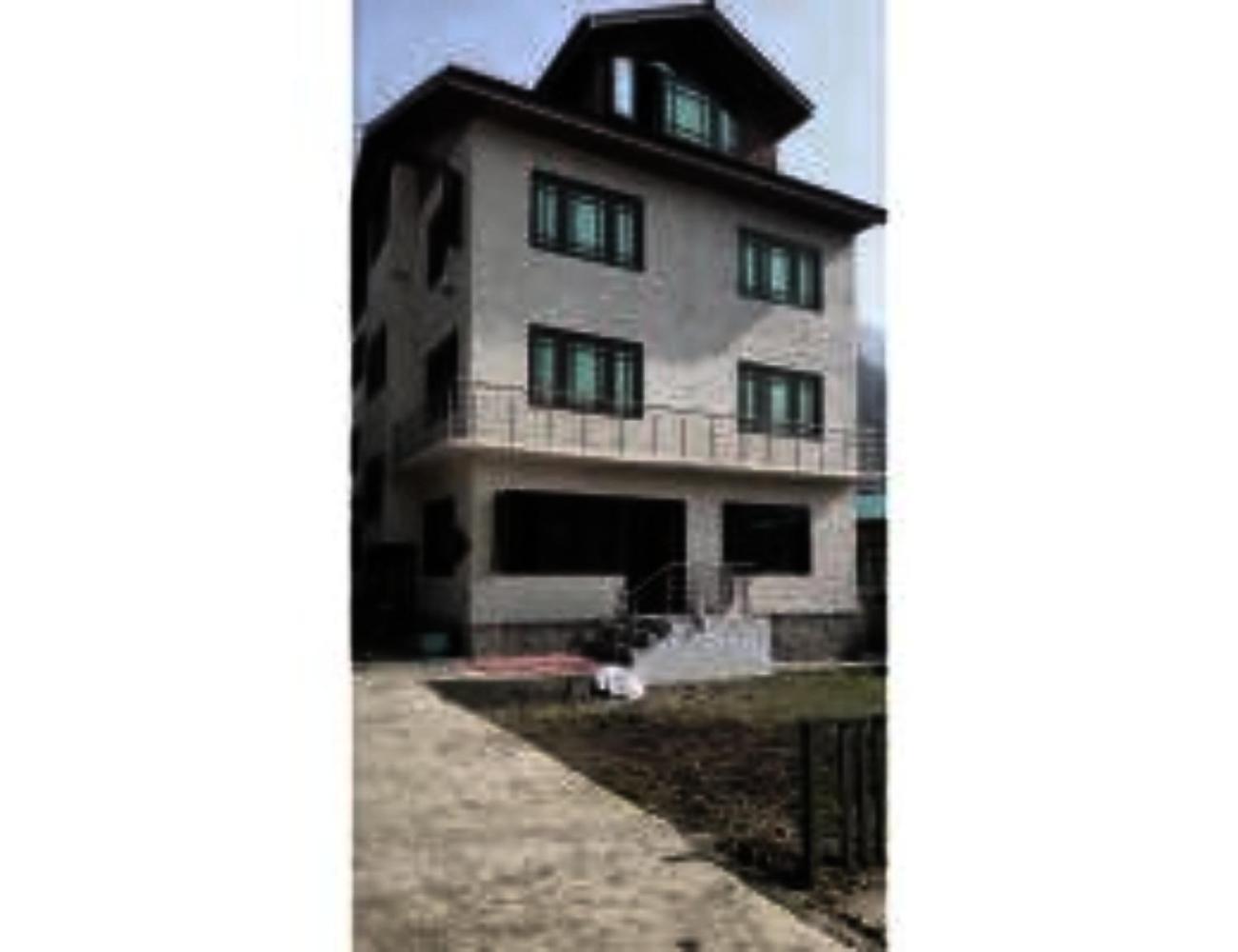 Amarnath Palace, ,near Laripora,pahalgam