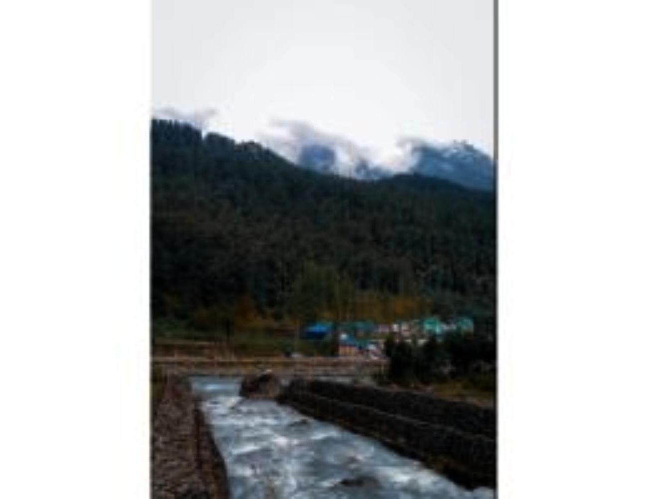 Snow Peak Guest House, Near Lavender Park ,pahalgam Hotel *
