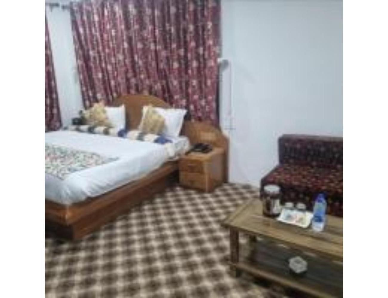 Hotel New Relax Inn, Pahalgam, 2 Km From Lidder Valley