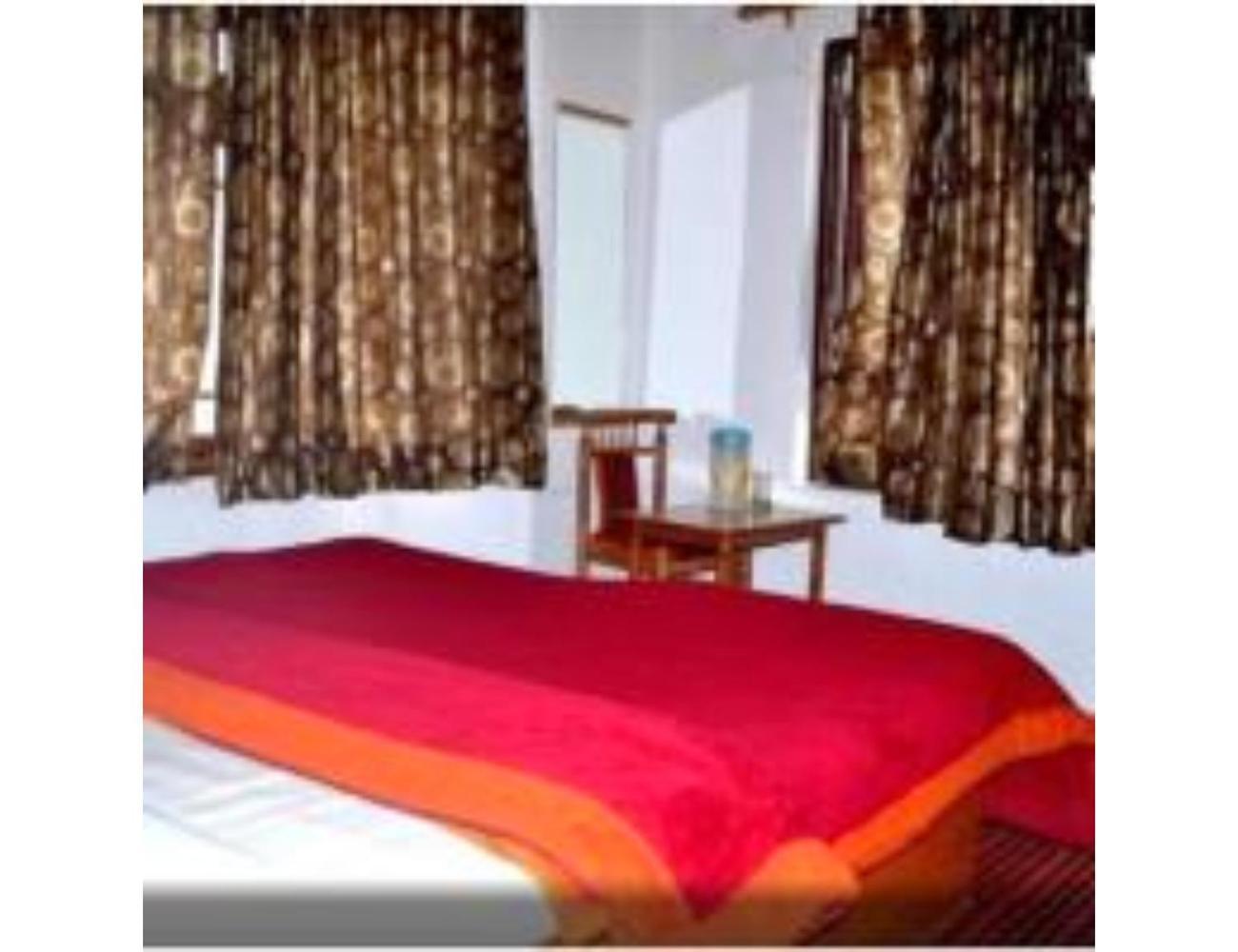 Hotel Royal Stay, Near Lidder Valley,