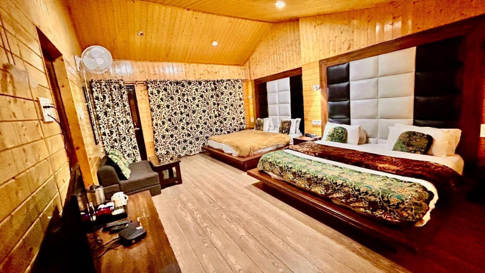 As Maintained By Zaara Hotel Pahalgam