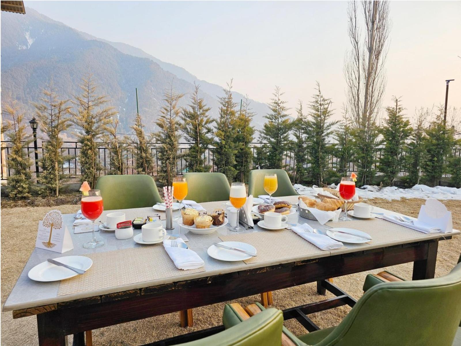 Hotel The Walnut Creek Pahalgam