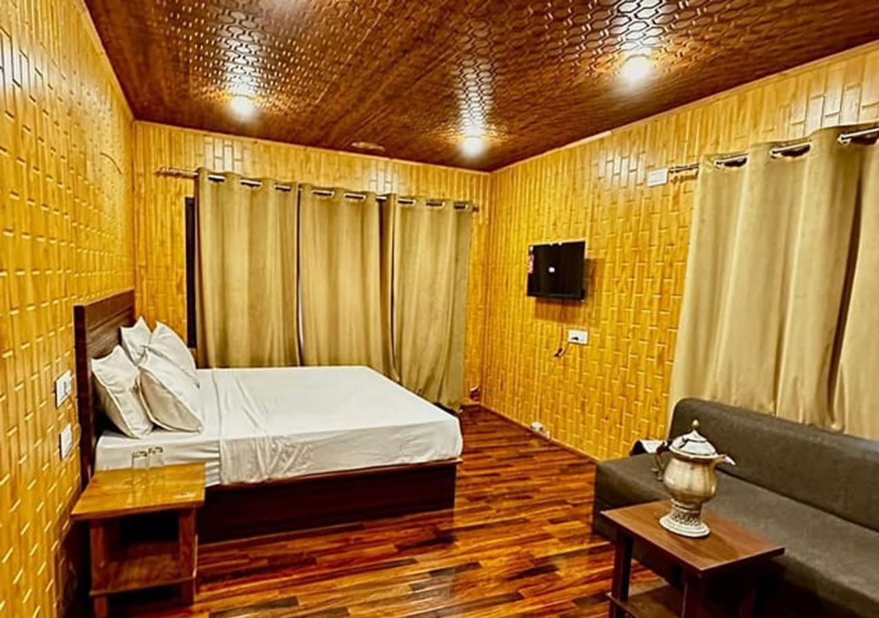Hotel Luxury Heights