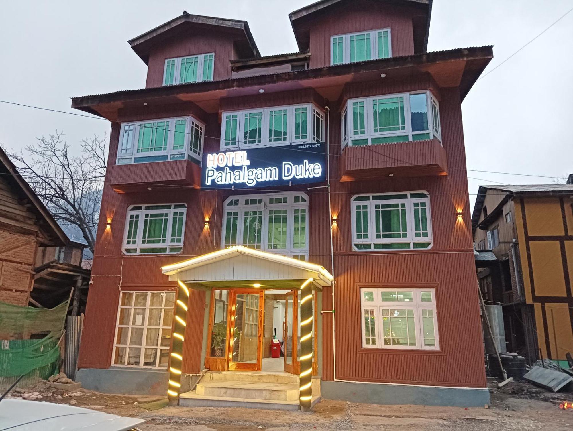 Duke Hotel