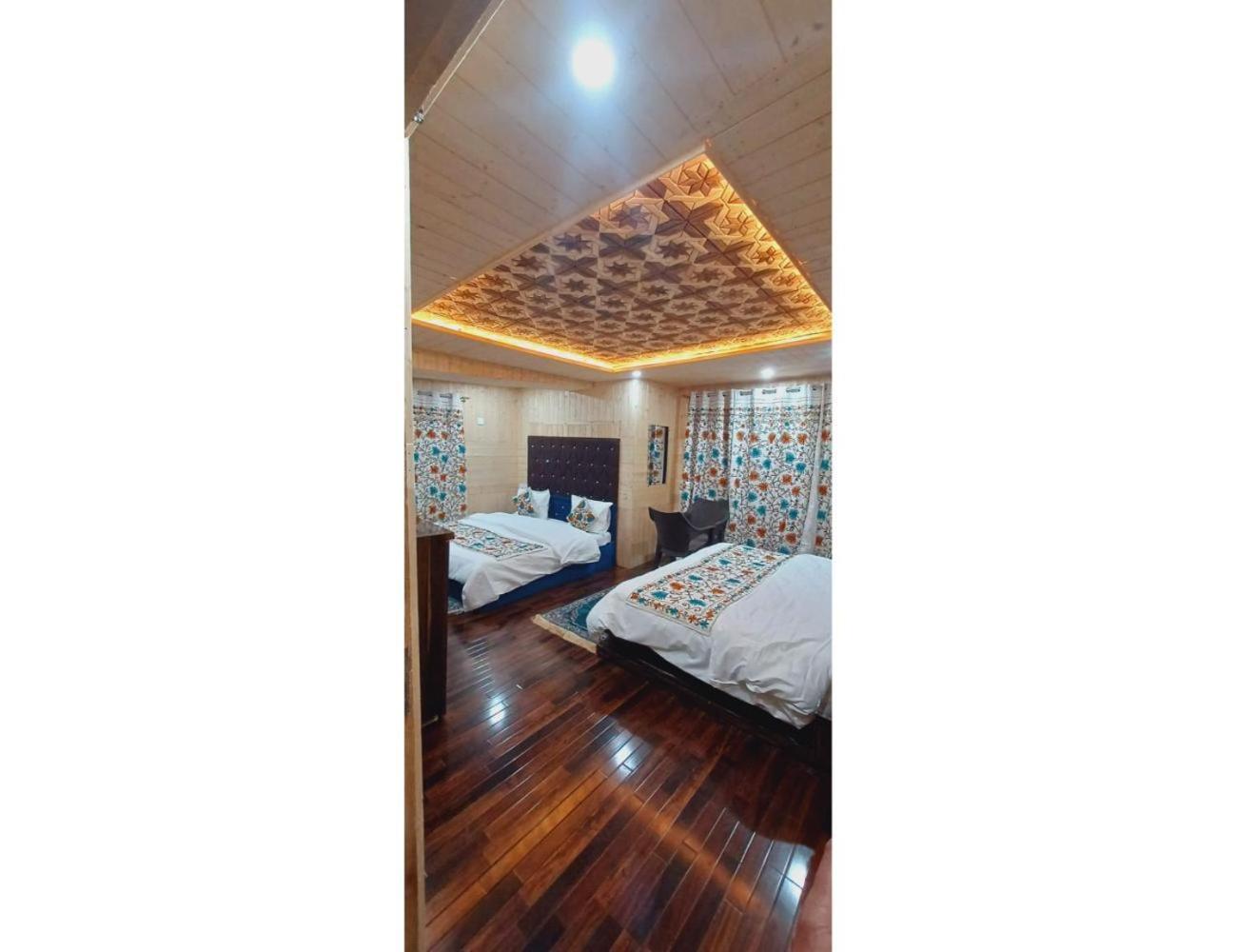 Poshwan Guest House, Homestay Pahalgam
