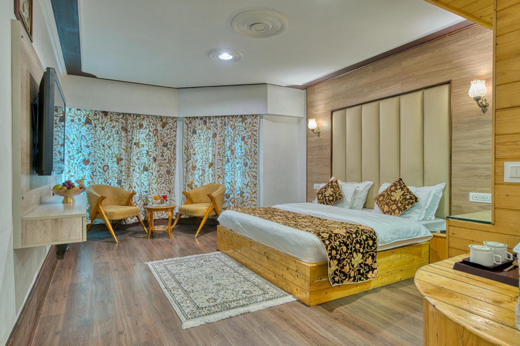 Baisaran Hotel 3*