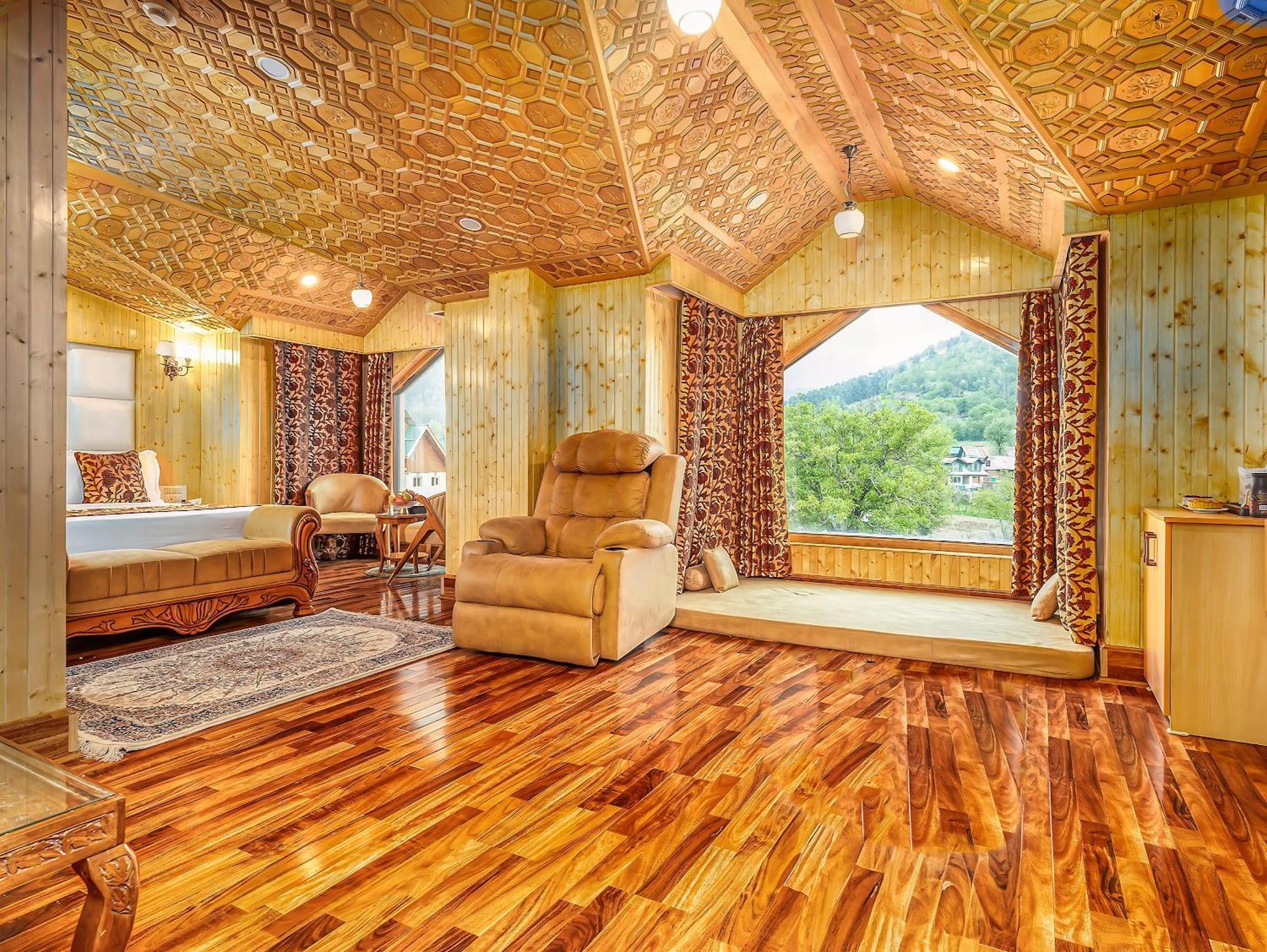 Resort Hillside & Pahalgam