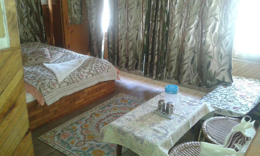 Palestine Pahalgam