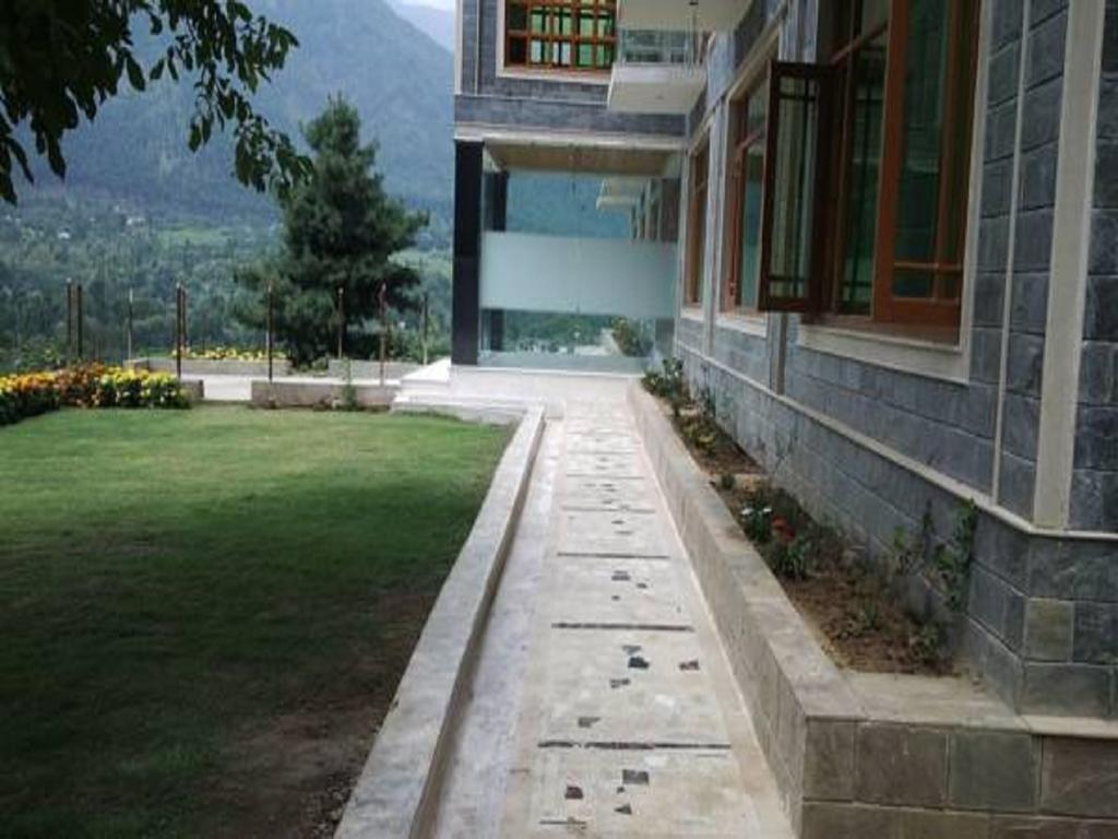 Srichan Resorts Hotel Pahalgam