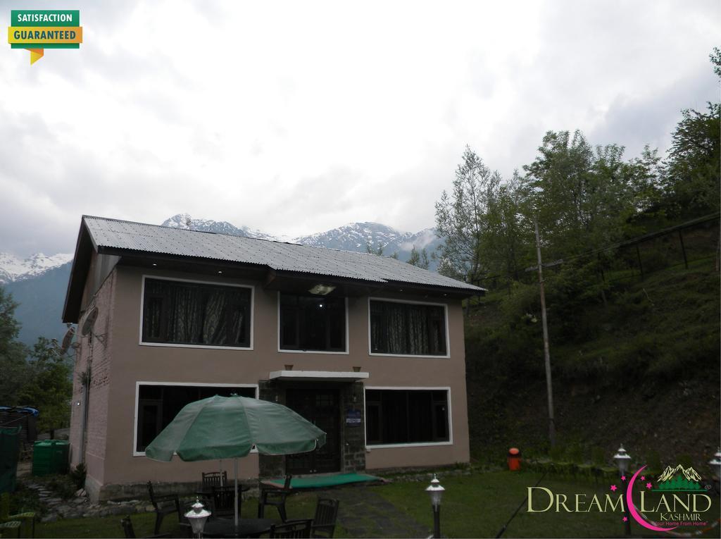 Dreamland Kashmir 2*