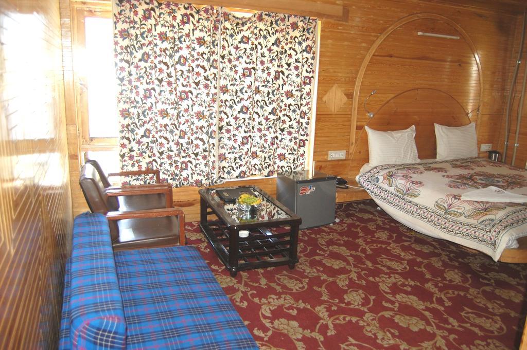 Hotel Paradise