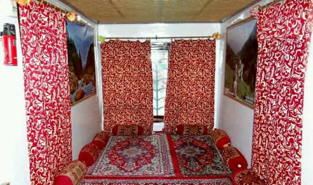 Grand Heritage Guest house