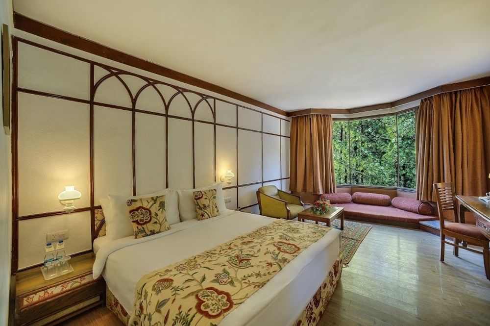 Senator Pine N Peak Hotel 3*