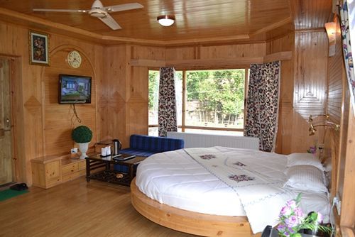 Paradise Hotel 4*
