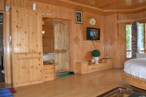Paradise Hotel