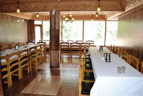 Paradise Hotel Pahalgam