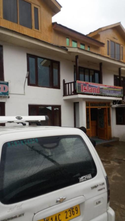 Island Hotel
