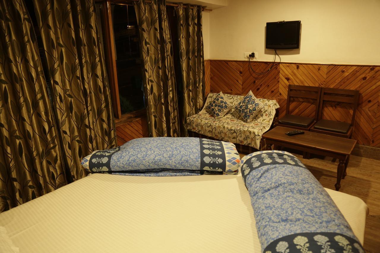Hotel Palestine Pahalgam