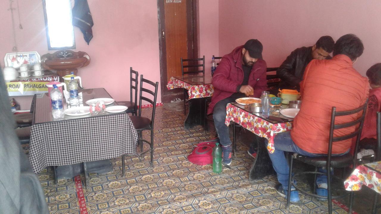 Hotel New Relax Inn, Pahalgam, 2 Km From Lidder Valley 2*