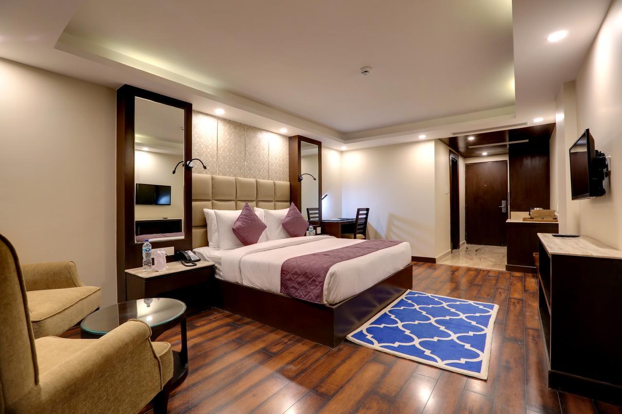Hotel The Chinar And