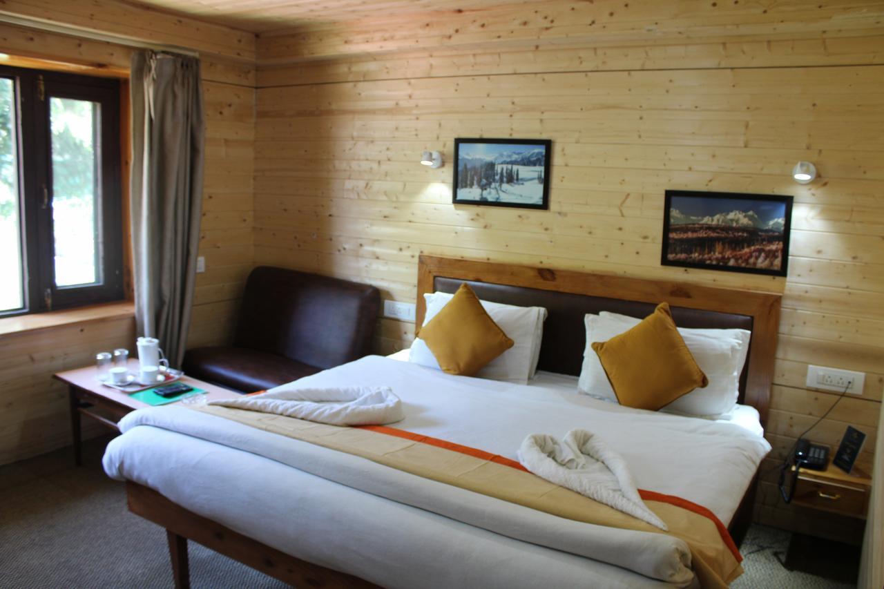 Hotel Volga Pahalgam