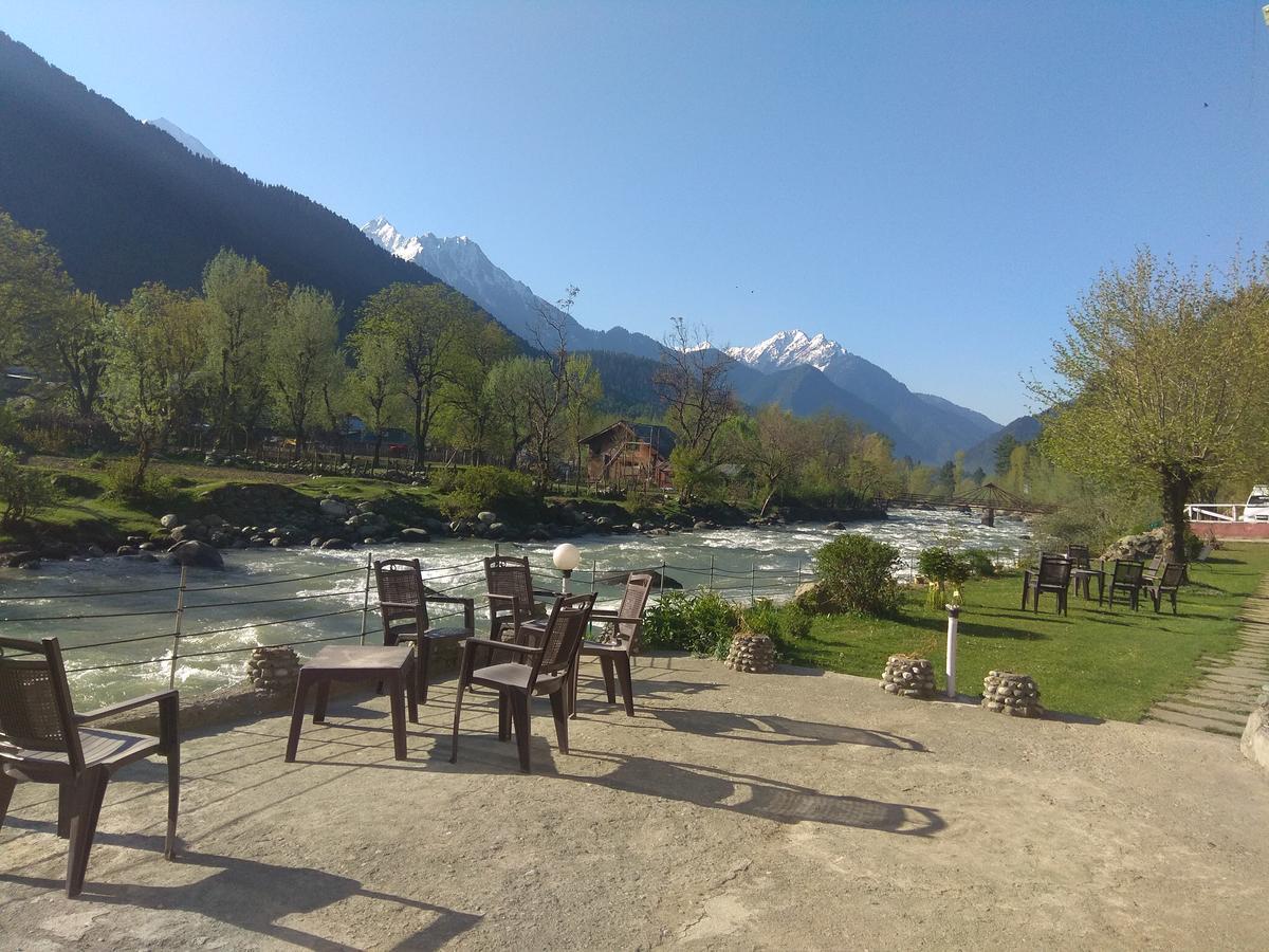 White House Hotel Pahalgam