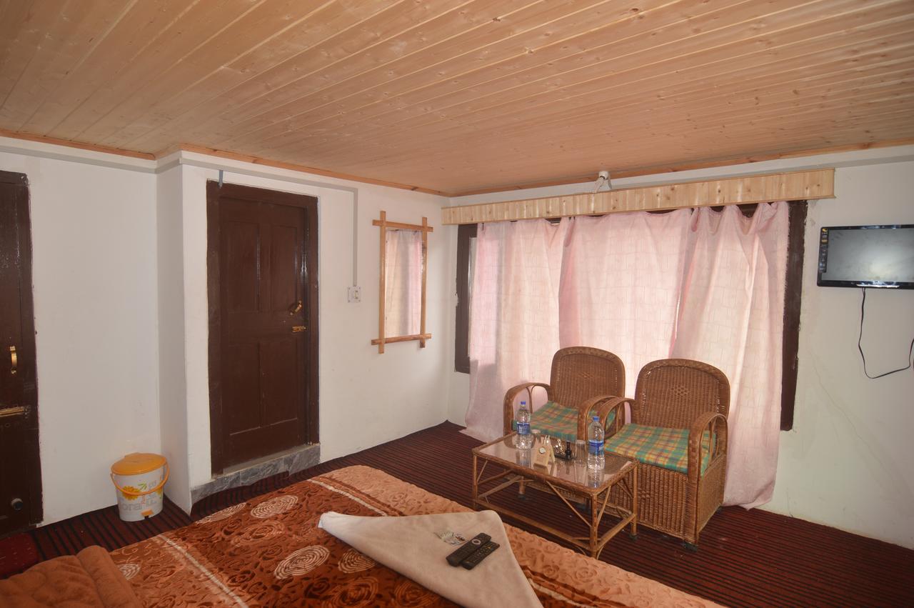 Hotel Kashmir House Pahalgam