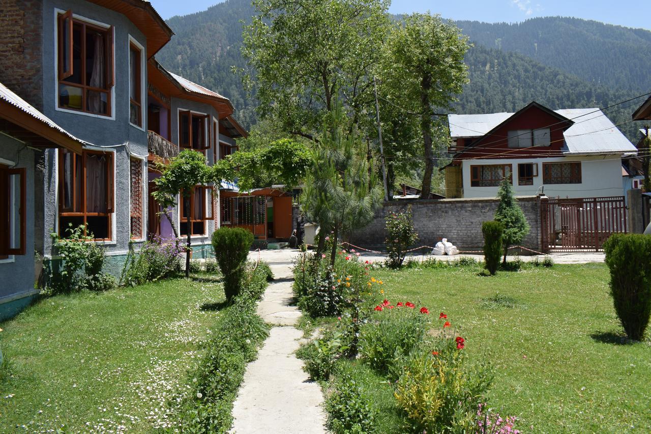 Hotel New Relax Inn, Pahalgam, 2 Km From Lidder Valley