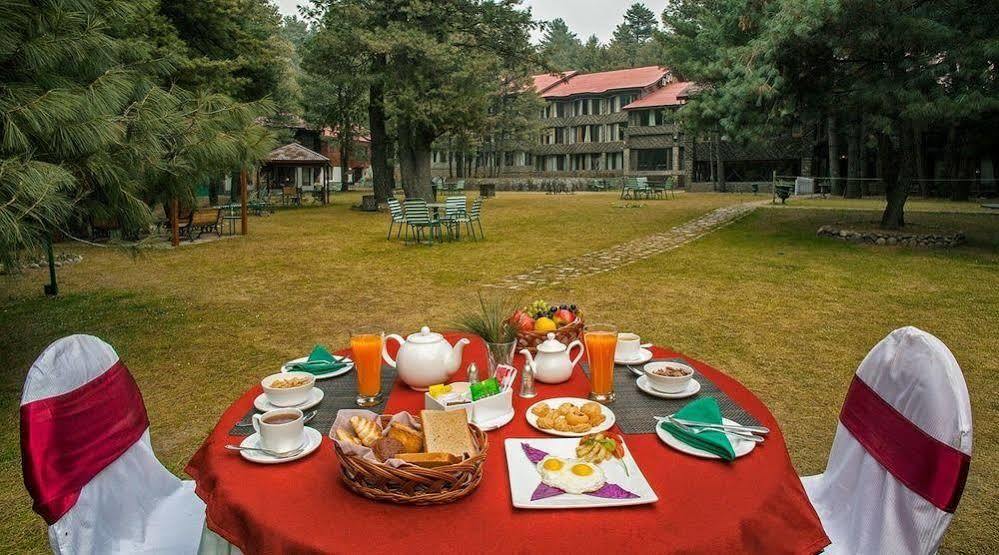Hotel Senator Pine N Peak Pahalgam
