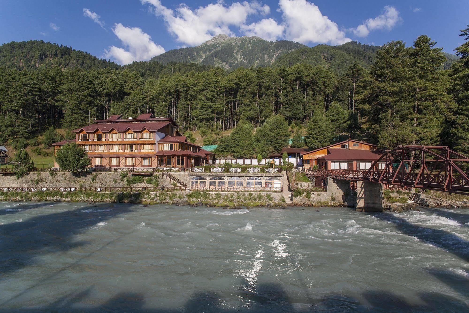 Heevan Hotel Pahalgam