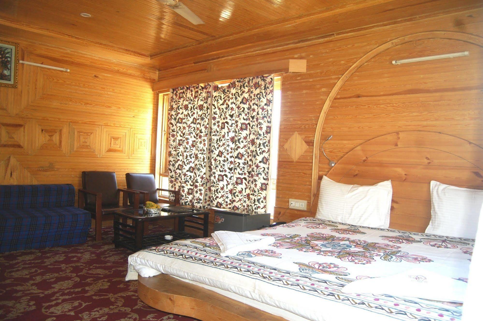 Paradise Pahalgam