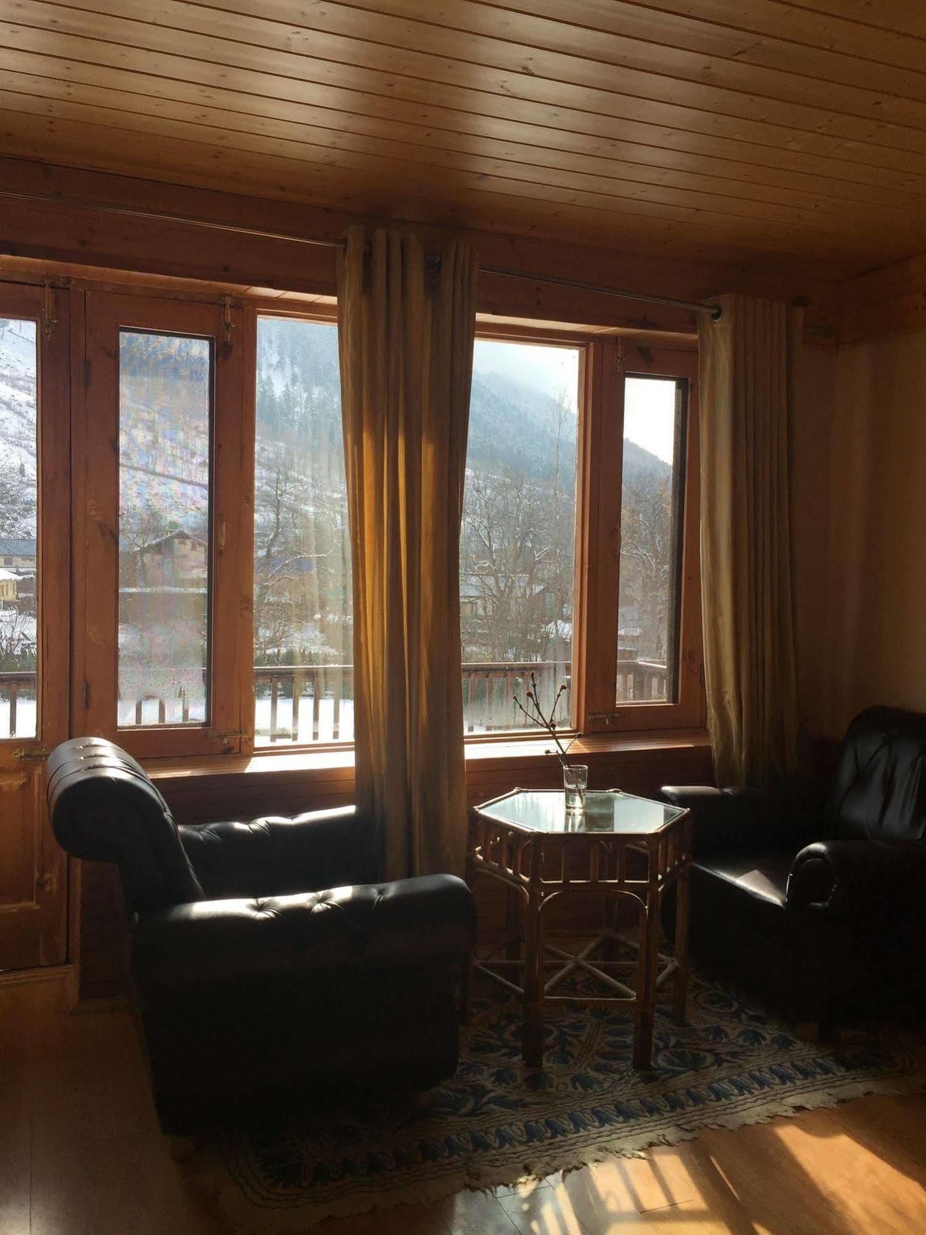 Himalaya House Pahalgam